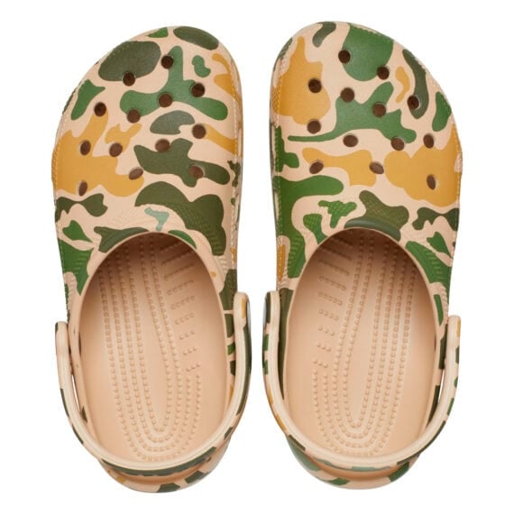 Crocs Classic Printed Camo Clog Chai/Tan 206454-2Y6